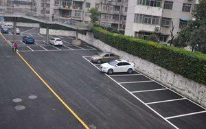 蘇州廠(chǎng)區(qū)道路劃線(xiàn)廠(chǎng)家,蘇州道路劃線(xiàn)公司多嗎？